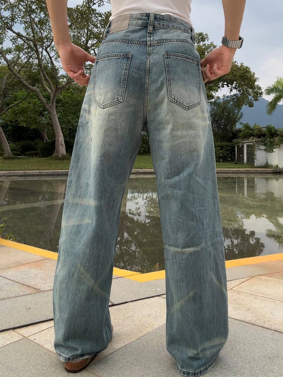 Straight Leg Washed Ripped Jeans