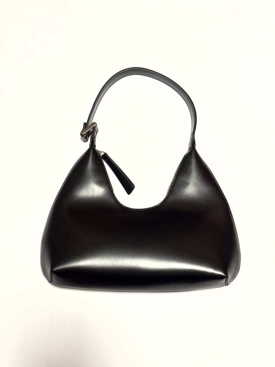 U-shaped shoulder bag 